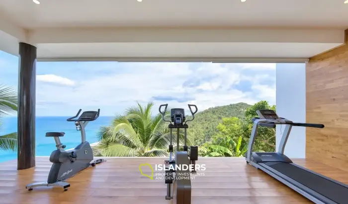 Exquisite 4-bedroom luxury villa with 2 pools in Chaweng