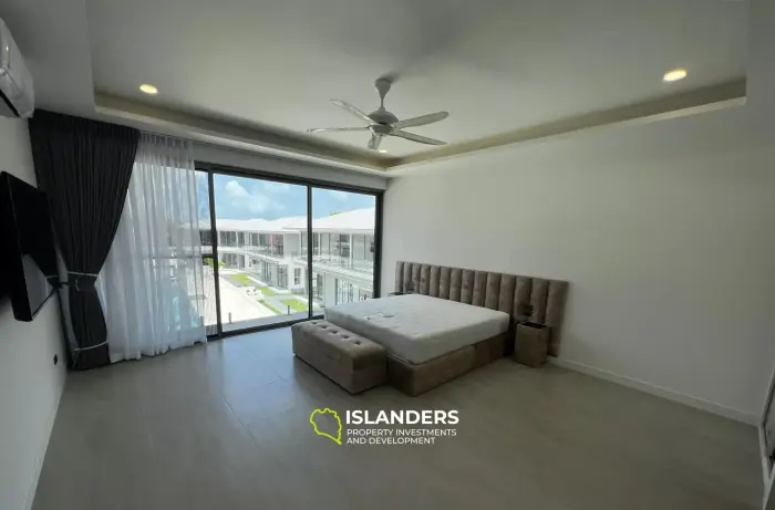 Brandneue Villa mit 4 Schlafzimmern in Koh Samui