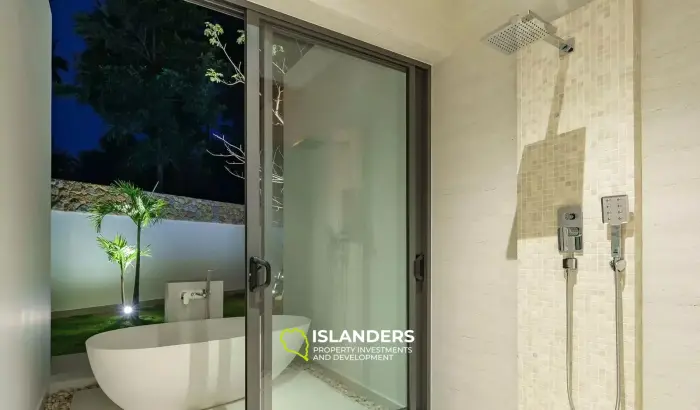 शांत मेनम घाटी में बाली शैली का 3 बेडरूम वाला विला