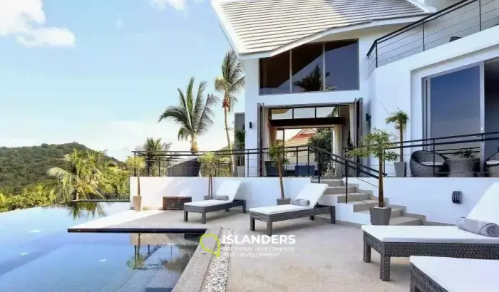 Unique Design 5-Bedroom Sea View Pool Villa in Chaweng Noi