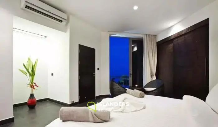 Unique Design 5-Bedroom Sea View Pool Villa in Chaweng Noi