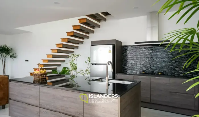 Spacious, Top-Tier 4-Bedroom Seaview Villa in Chaweng Noi