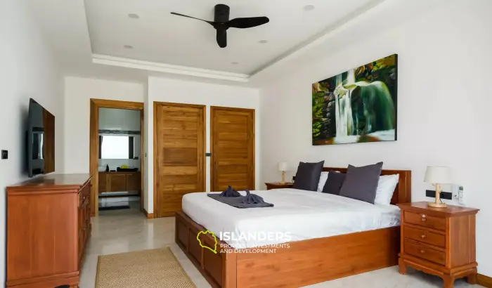 Spacious, Top-Tier 4-Bedroom Seaview Villa in Chaweng Noi