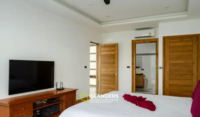 Spacious, Top-Tier 4-Bedroom Seaview Villa in Chaweng Noi