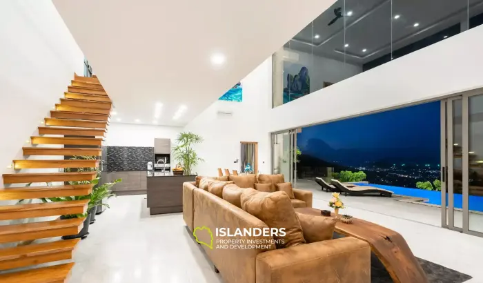 Spacious, Top-Tier 4-Bedroom Seaview Villa in Chaweng Noi