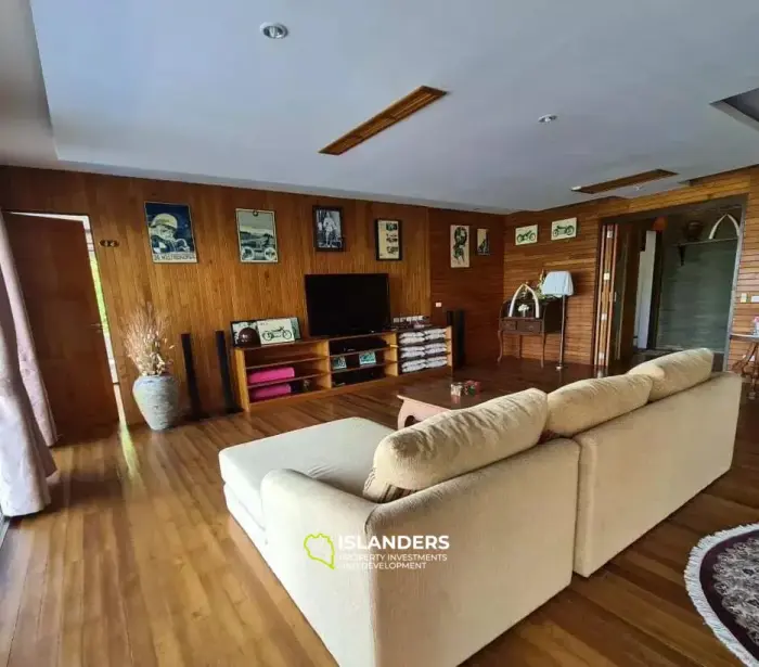 Atemberaubende Villa mit 4 Schlafzimmern und privatem Pool und Meerblick auf Koh Samui