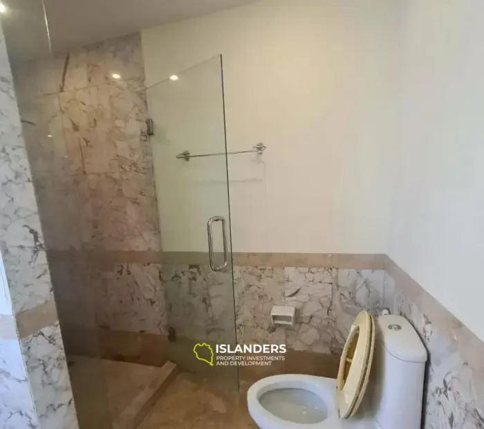 Atemberaubende Villa mit 4 Schlafzimmern und privatem Pool und Meerblick auf Koh Samui