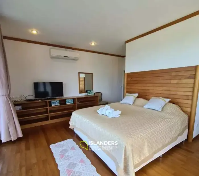 Atemberaubende Villa mit 4 Schlafzimmern und privatem Pool und Meerblick auf Koh Samui