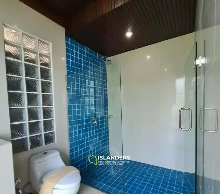 Atemberaubende Villa mit 4 Schlafzimmern und privatem Pool und Meerblick auf Koh Samui