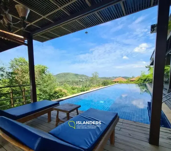 Atemberaubende Villa mit 4 Schlafzimmern und privatem Pool und Meerblick auf Koh Samui
