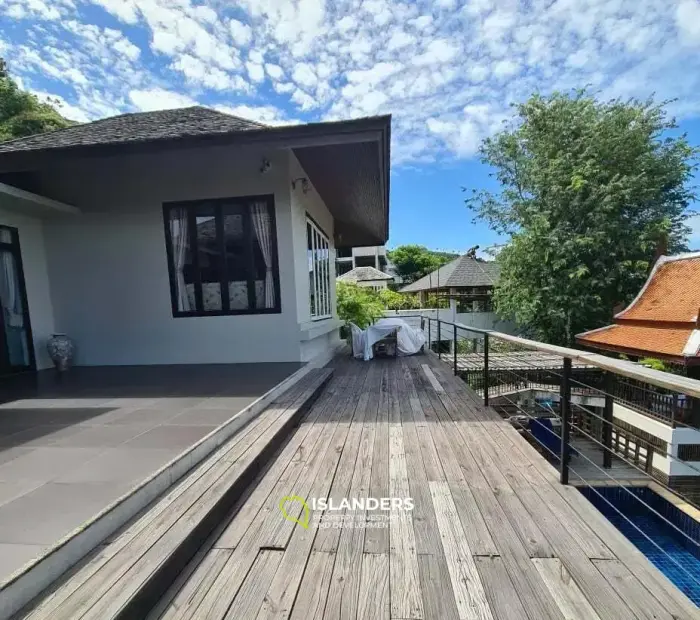 Atemberaubende Villa mit 4 Schlafzimmern und privatem Pool und Meerblick auf Koh Samui