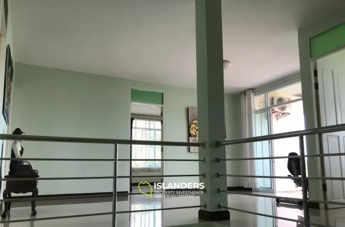 4 Bedroom Sea View Pool Villa plus Apartment in Maret