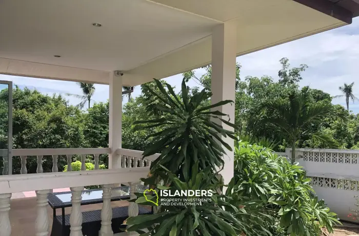 4 Bedroom Sea View Pool Villa plus Apartment in Maret