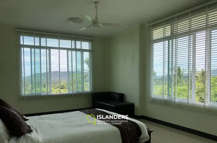 4 Bedroom Sea View Pool Villa plus Apartment in Maret