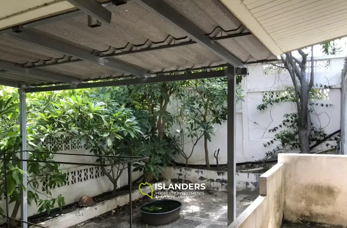 4 Bedroom Sea View Pool Villa plus Apartment in Maret