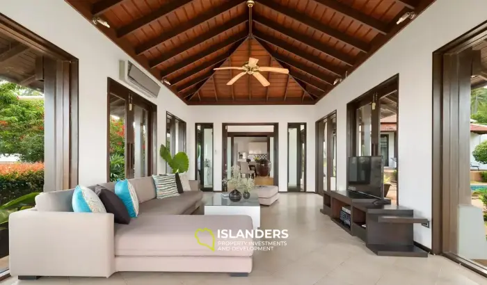 Villa mit 3 Schlafzimmern zum Verkauf in der Plumeria Villa Bang Rak