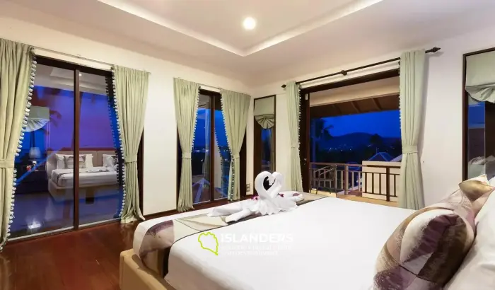 Villa mit 3 Schlafzimmern zum Verkauf in der Plumeria Villa Bang Rak