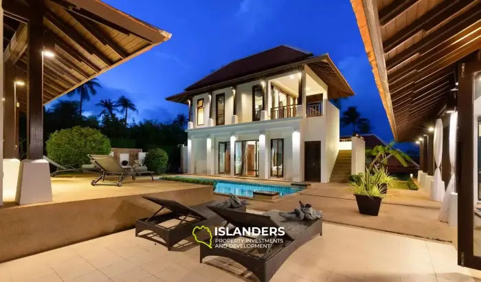Villa mit 3 Schlafzimmern zum Verkauf in der Plumeria Villa Bang Rak