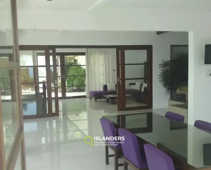 ขายวิลล่า 4 ห้องนอนที่กานดาเรสซิเดนซ์