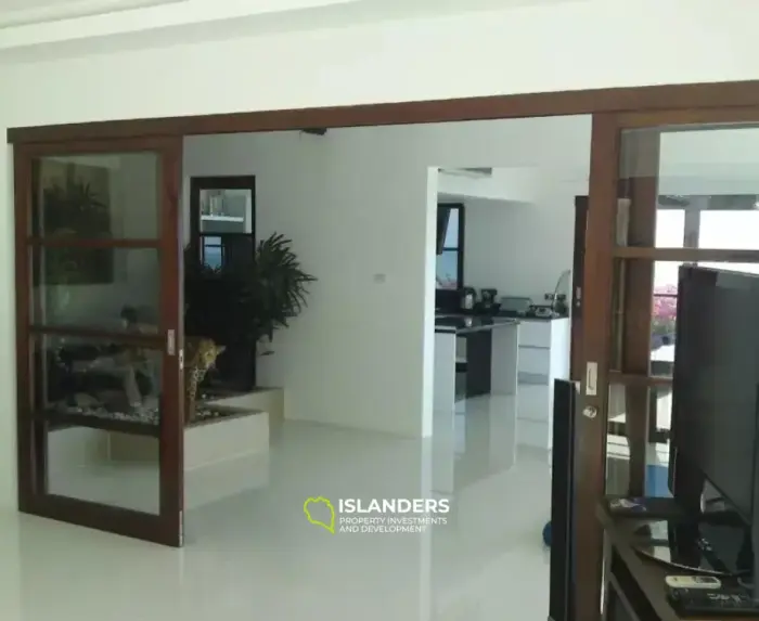 ขายวิลล่า 4 ห้องนอนที่กานดาเรสซิเดนซ์