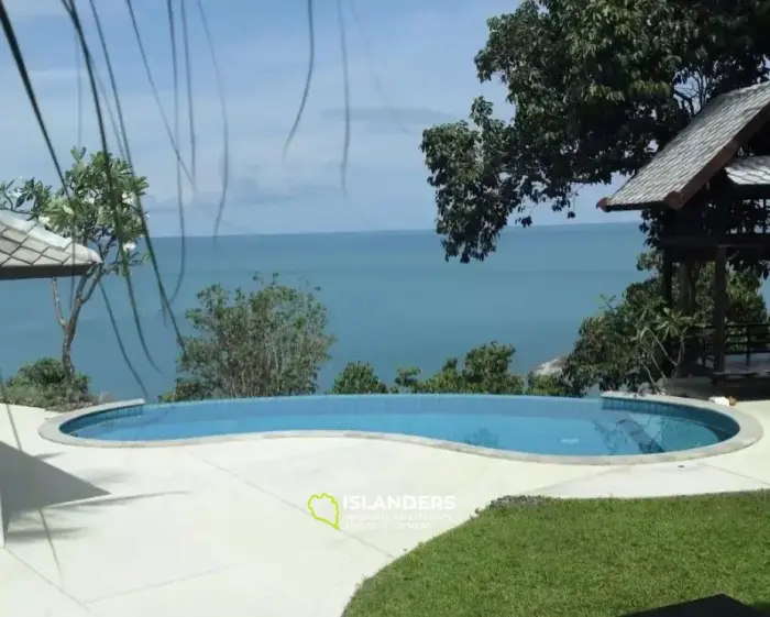 ขายวิลล่า 4 ห้องนอนที่กานดาเรสซิเดนซ์