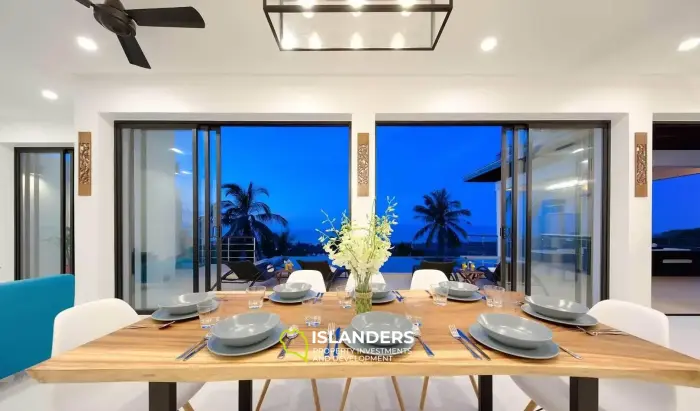 Amazing Sea View, 4-Bedroom Maenam Pool Villa