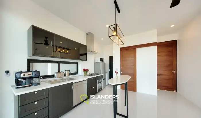 Amazing Sea View, 4-Bedroom Maenam Pool Villa