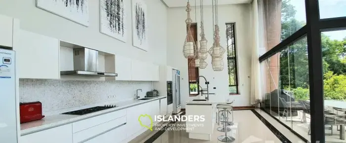 5-спальная вилла на продажу на Azur Samui