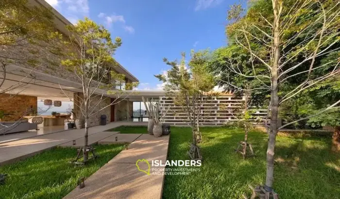 וילת יוקרה אולטימטיבית עם נוף לים בטאלינג נגאם