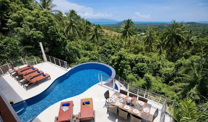 فيلا مذهلة مكونة من 5 غرف نوم على جانب التل مع إطلالة على البحر في ماينام