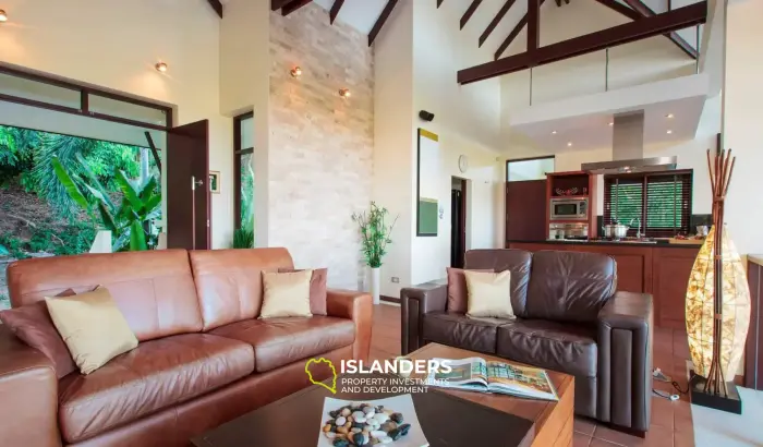 فيلا مذهلة مكونة من 5 غرف نوم على جانب التل مع إطلالة على البحر في ماينام