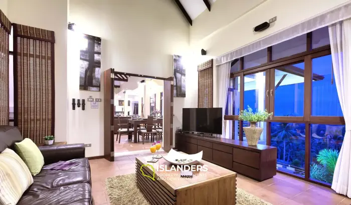 فيلا مذهلة مكونة من 5 غرف نوم على جانب التل مع إطلالة على البحر في ماينام