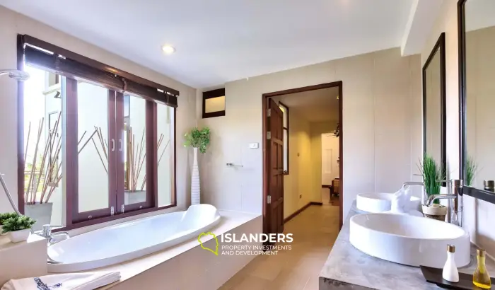 فيلا مذهلة مكونة من 5 غرف نوم على جانب التل مع إطلالة على البحر في ماينام