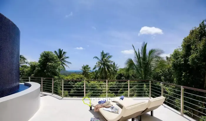 فيلا مذهلة مكونة من 5 غرف نوم على جانب التل مع إطلالة على البحر في ماينام