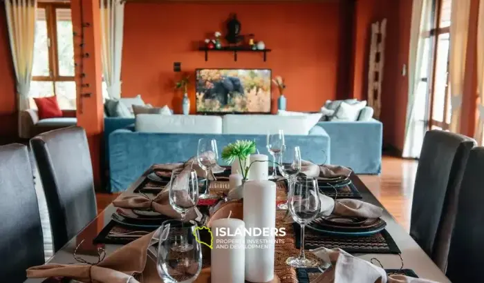 Villa mit 4 Schlafzimmern zum Verkauf bei Tongson Bay Villas