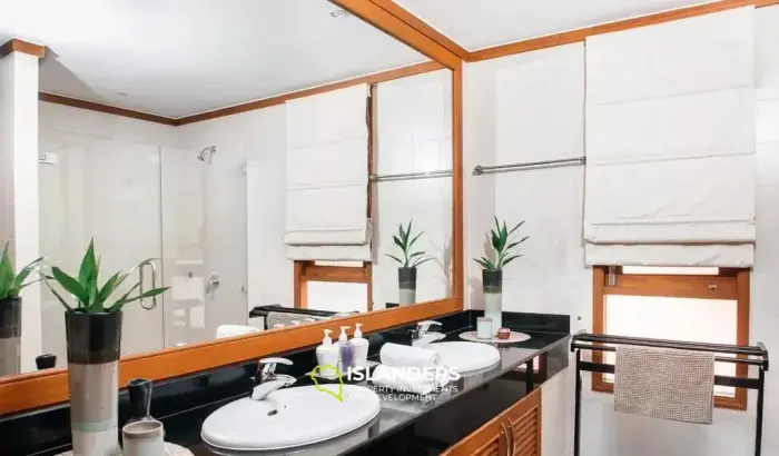 Villa mit 4 Schlafzimmern zum Verkauf bei Tongson Bay Villas