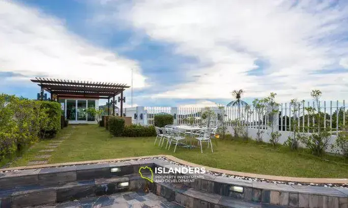 2 Bedroom Penthouse for sale at Arisara Place 