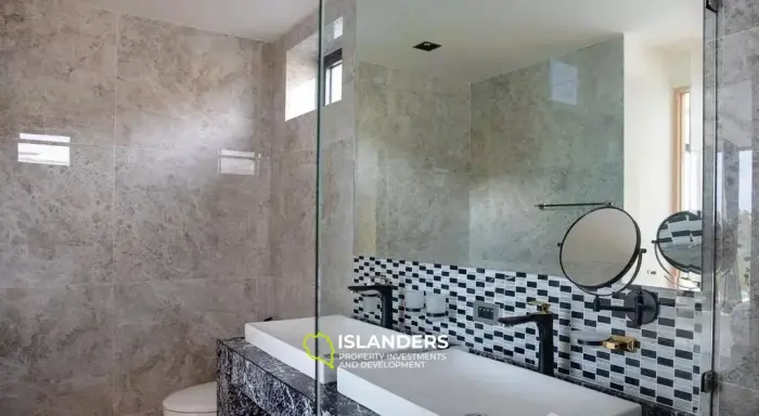 Villa de 4 dormitorios en venta en Apple Villas Koh Samui