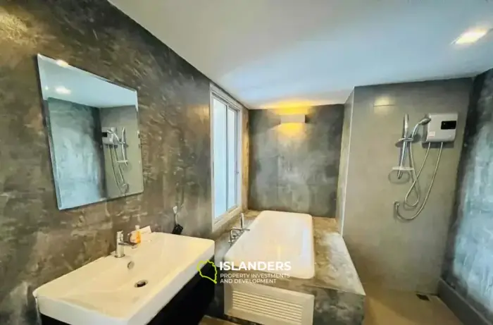 2 Bedroom Condo for rent at Replay Residence &amp; Pool Villa 