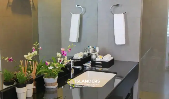 1 Bedroom Condo for rent at The Bay Condominium 