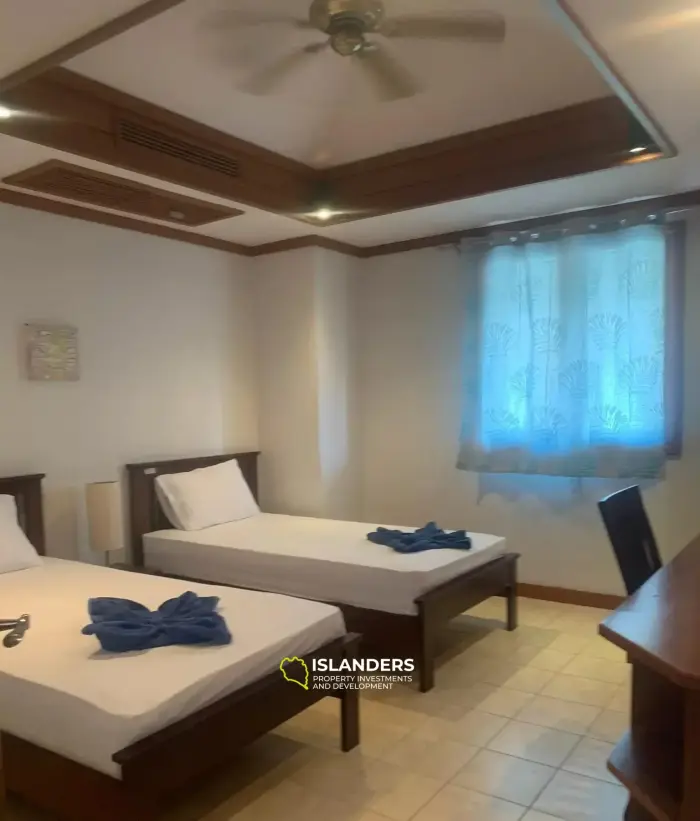 Villa de 4 dormitorios en alquiler en Tongson Bay Villas 