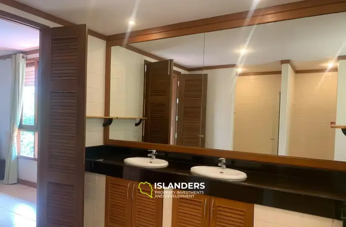 Villa de 4 dormitorios en alquiler en Tongson Bay Villas 