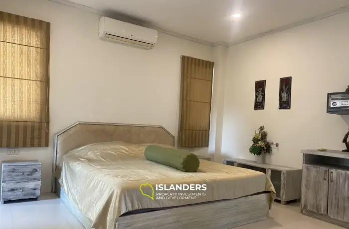 5 Bedrooms Pool Villa in Chaweng For Rent