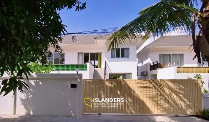 Poolvilla mit 3 Schlafzimmern in Choeng Mon zu vermieten