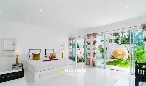 4 Bedrooms Pool Villa in Lamai For Rent