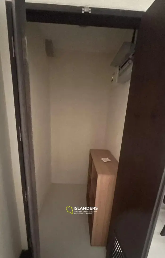 อพาร์ทเมนต์ 1 ห้องนอนให้เช่าที่อริสราเพลส