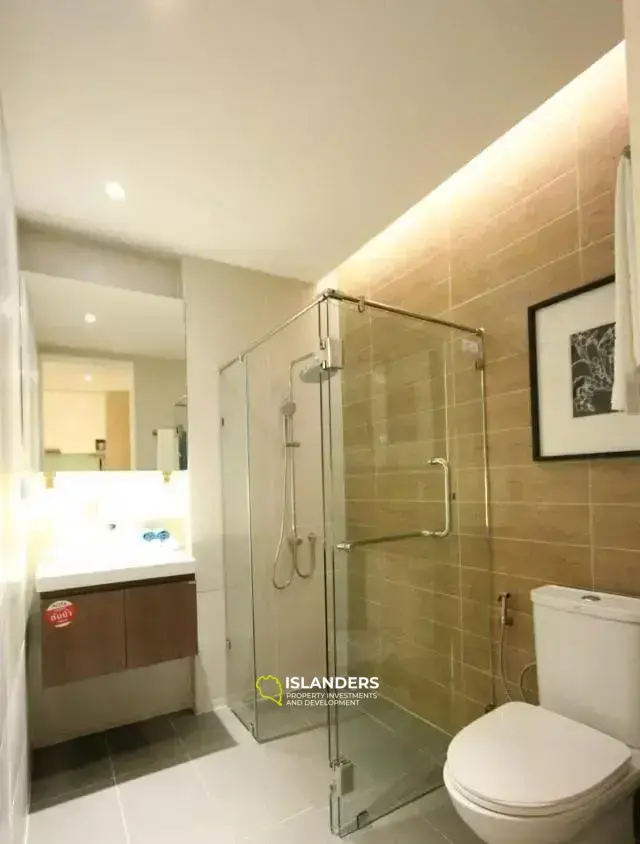 2 Bedroom Condo for rent at The Bleu Condo 