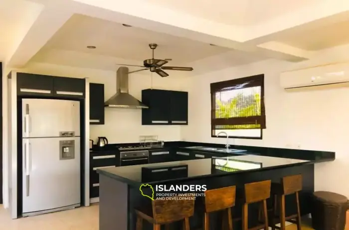 Beach Access 4 Bedrooms Pool Villa for Rent