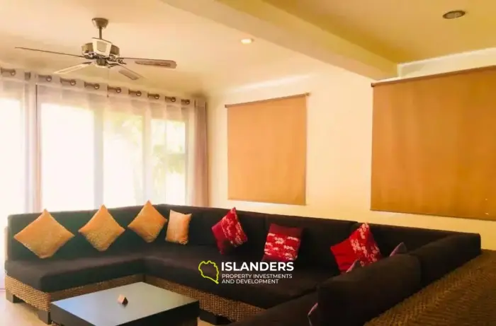 Beach Access 4 Bedrooms Pool Villa for Rent