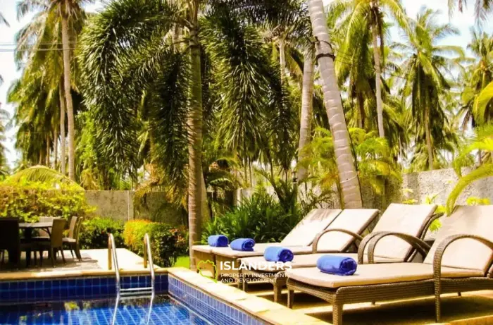 Beach Access 4 Bedrooms Pool Villa for Rent